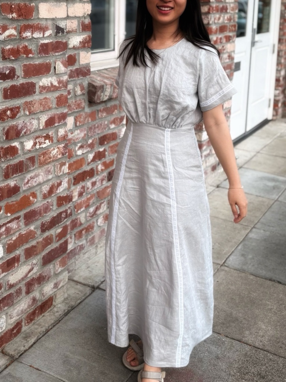 Linen Maxi Dress with Lace Trim - Picture 3 of 5